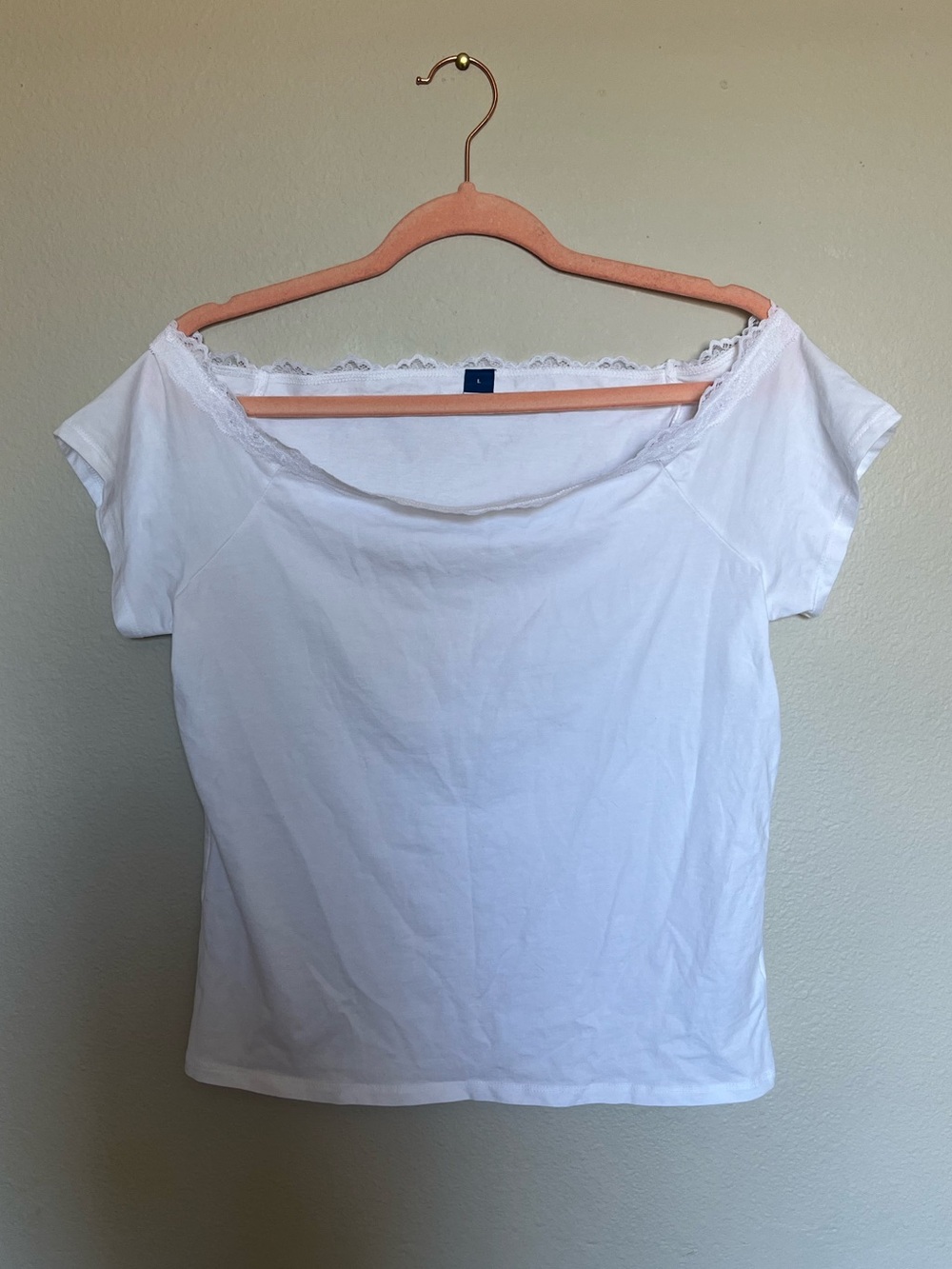 Old Navy Women’s White Off the Shoulder T Shirt Size Large